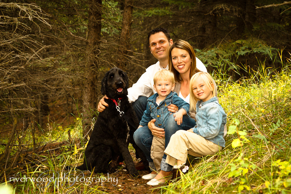 Fall Lifestyle Portrait Session with the Janzen Family
