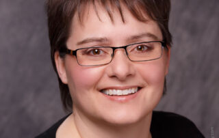 Professional Headshots for Vicky Moorman